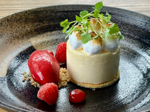 fruit merangue dessert eckington manor