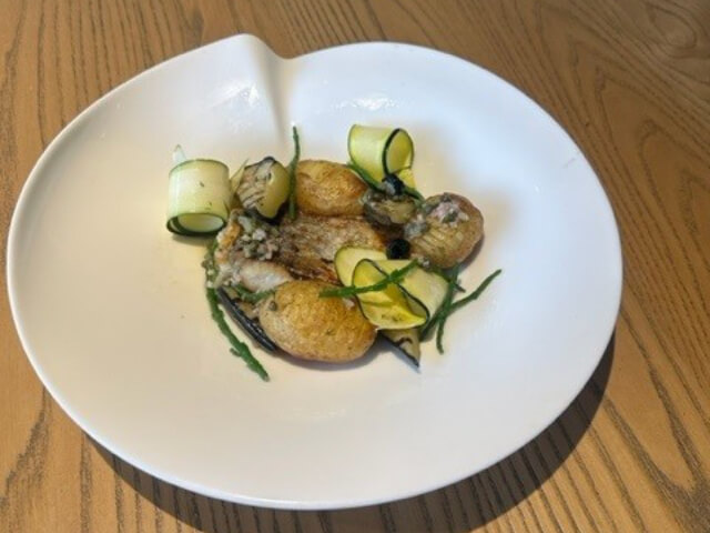 fish eckington manor 3 course dinner